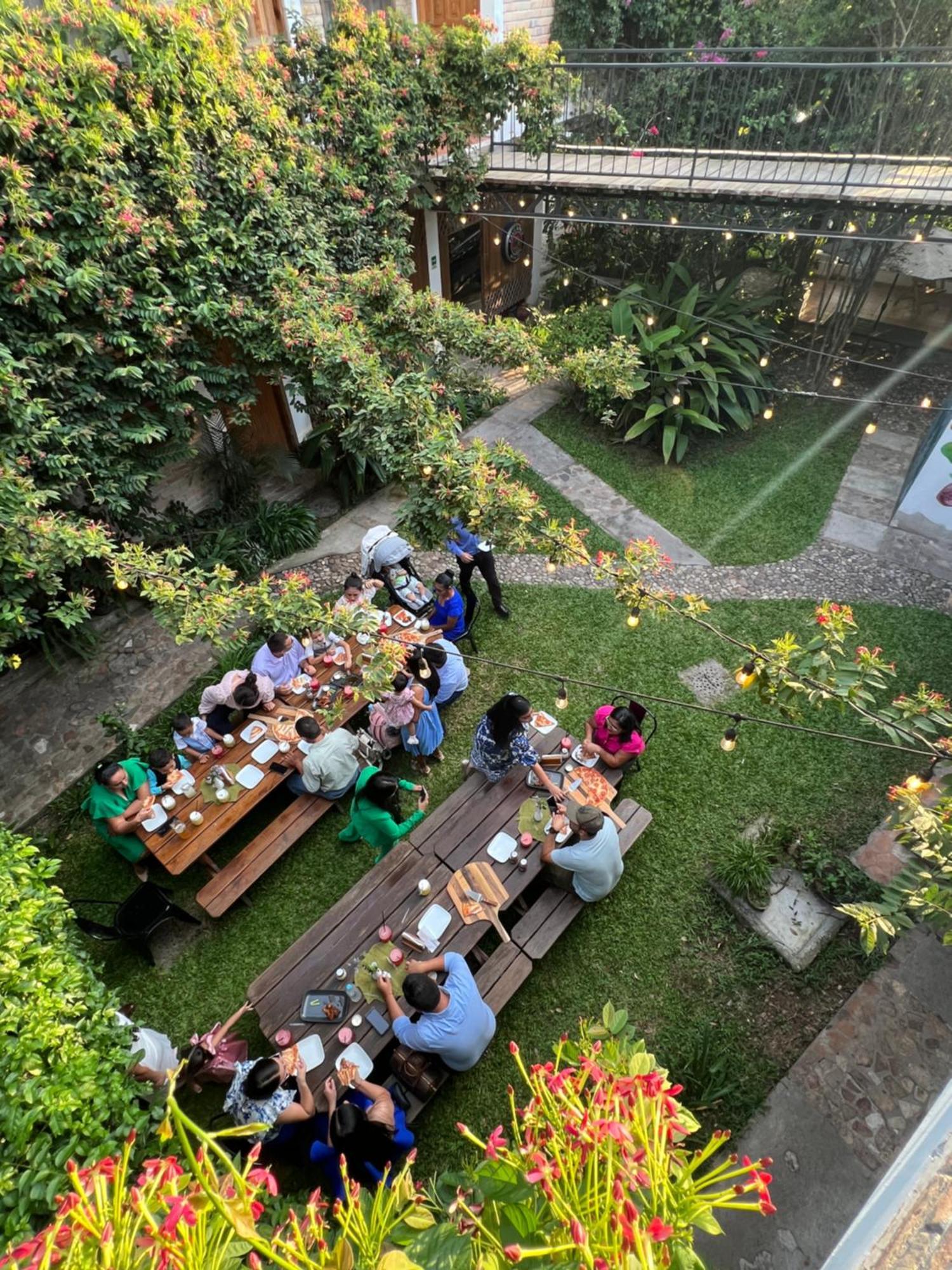 Jardin Cafe Hotel & Restaurant 그라시아스 외부 사진