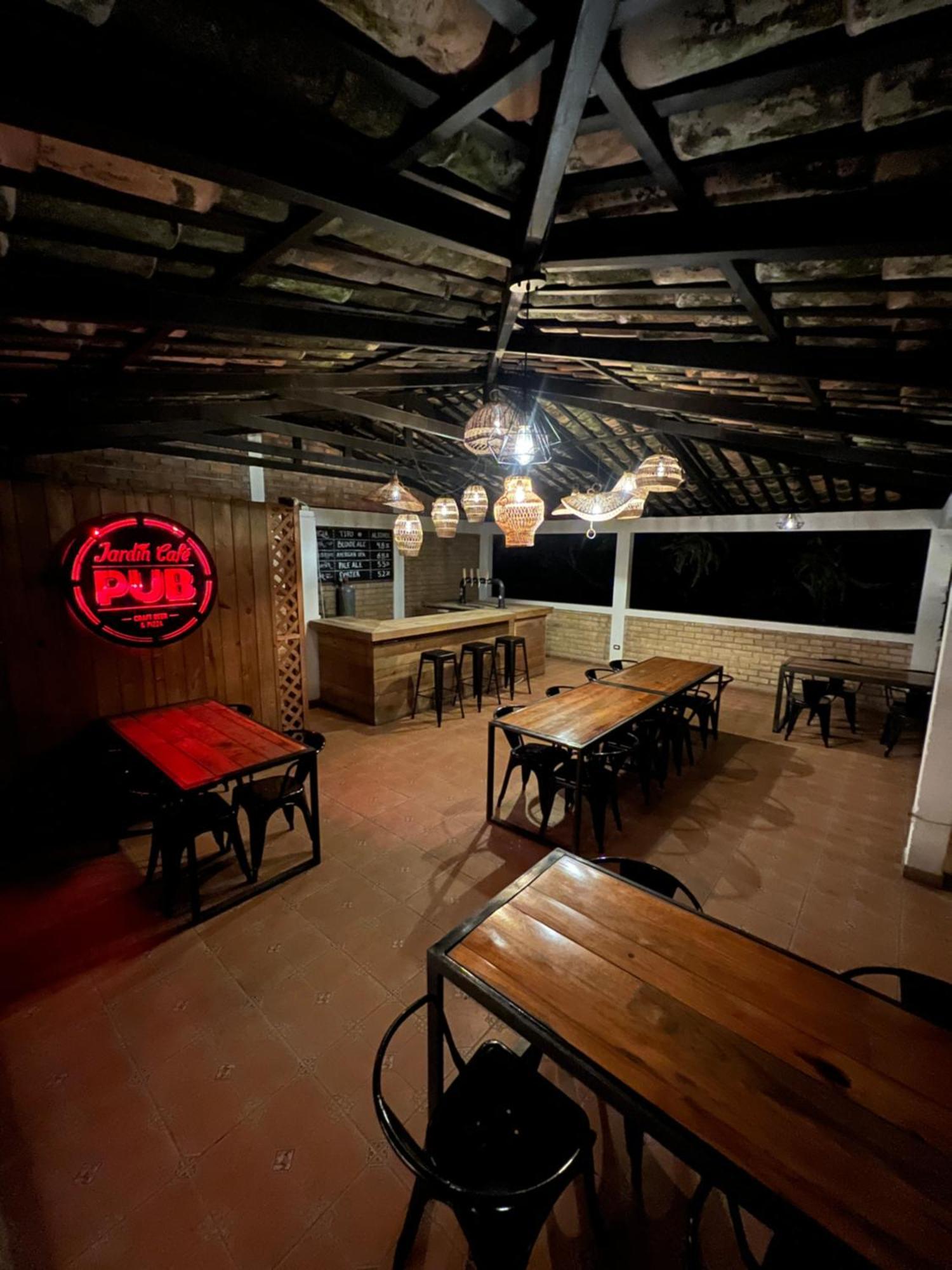 Jardin Cafe Hotel & Restaurant 그라시아스 외부 사진